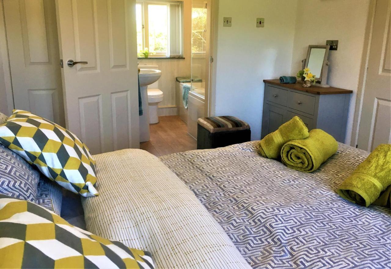 The Granary Apartment Ruthin Bagian luar foto